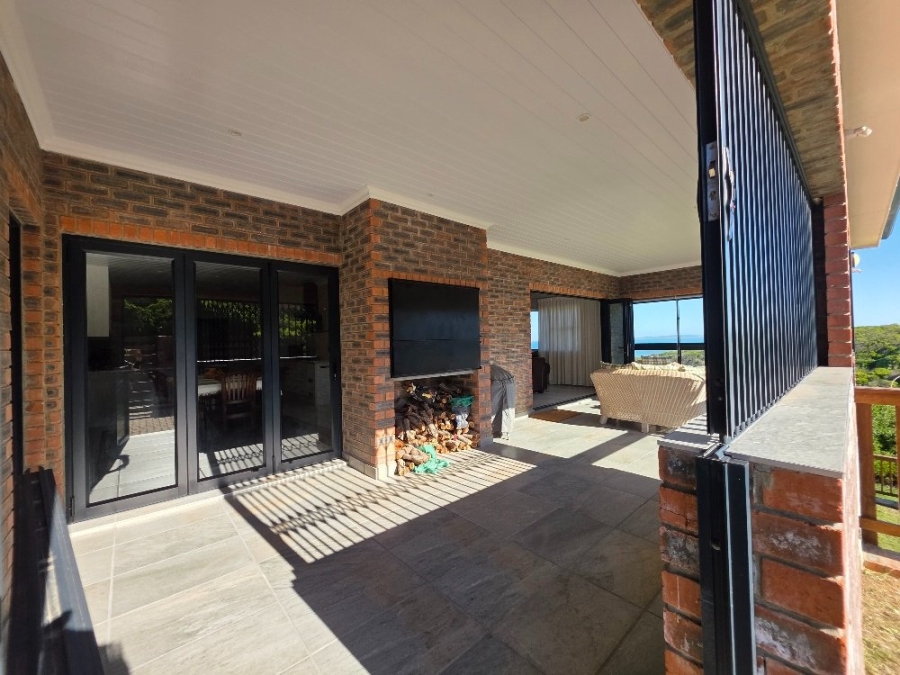 4 Bedroom Property for Sale in Dana Bay Western Cape